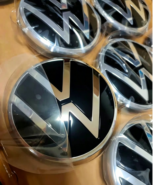 REAR BADGE - EMBLEM CHROME 5H0853630A for VW