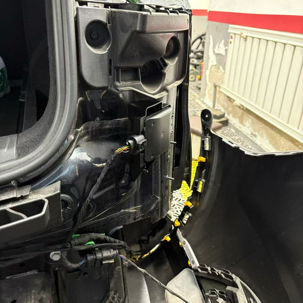 Audi Q4 e-tron Lane Change Side Assist System Blind Spot Assist Set Update Kit
