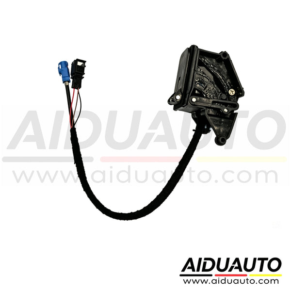 Original RGB VW Rear Camera - compatible with ULM 5K0980551 FIX GOLF 6 Flip badge logo camera - 5K0827469AQ, 5K0827469AS