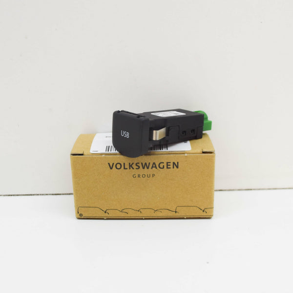 VW 6C0035249B Polo 6C CarPlay MDI USB Port Socket Switch 6C0 035 249 B